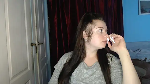 ryhhnnagold99 online show from September 19, 2025, 5:17 pm