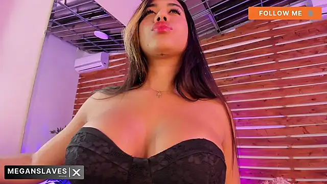  MeganRain online show from November 6, 2025, 7:56 am