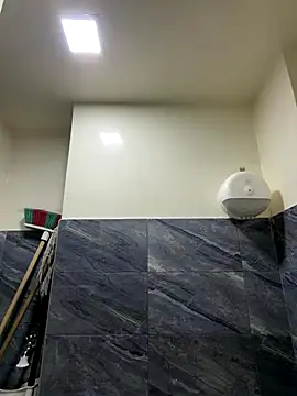 Snapshot of roouse chatting on October 6, 2025, 9:04 pm roouse online show from October 6, 2025, 9:04 pm