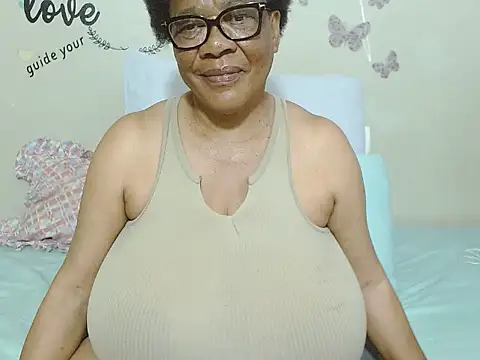 DairyQueen2 online show from September 19, 2025, 6:06 am