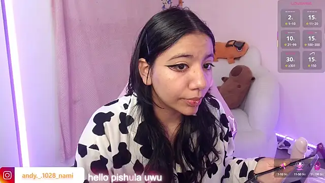 Snapshot of Nami_usagi chatting on October 7, 2025, 8:48 am Nami usagi online show from October 7, 2025, 8:48 am