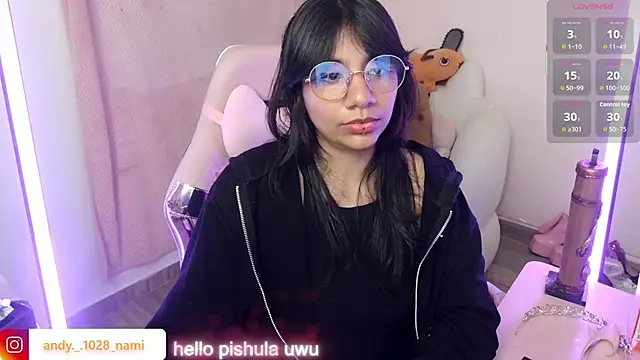 Snapshot of Nami_usagi chatting on November 14, 2025, 10:35 pm Nami usagi online show from November 14, 2025, 10:35 pm