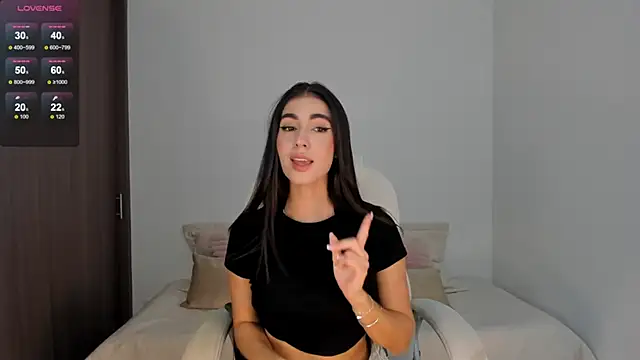 RebeccaBaxter online show from January 10, 2025, 11:39 pm