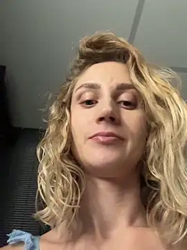 Snapshot of Feral_berry_8133 chatting on September 29, 2025, 7:52 pm Feral berry 8133 online show from September 29, 2025, 7:52 pm