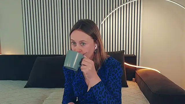 BrookeEvans online show from March 6, 2025, 3:13 am