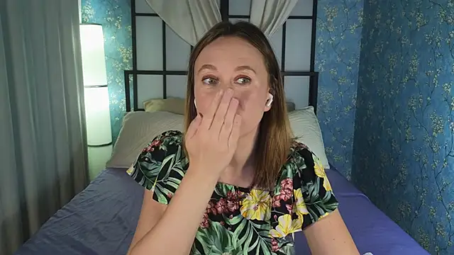 BrookeEvans online show from October 23, 2025, 12:42 am