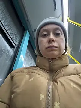 BrookeEvans online show from October 14, 2025, 6:52 pm