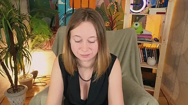 BrookeEvans online show from September 24, 2025, 8:59 pm