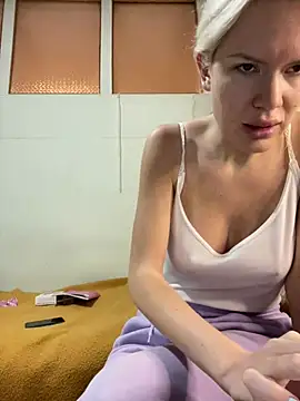 Snapshot of Keylili chatting on January 15, 2025, 7:12 pm Keylili online show from January 15, 2025, 7:12 pm