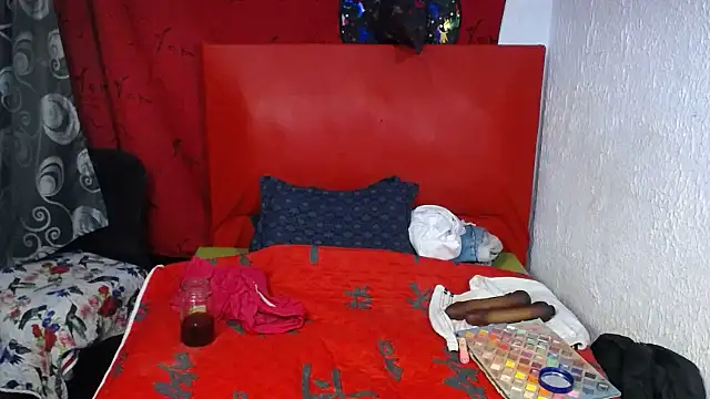 Snapshot of lili_sweet777 chatting on October 16, 2025, 10:29 pm lili sweet777 online show from October 16, 2025, 10:29 pm