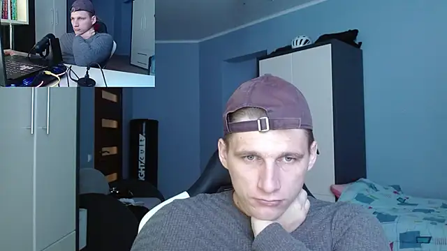 PoliglotJoe online show from October 23, 2025, 6:56 am