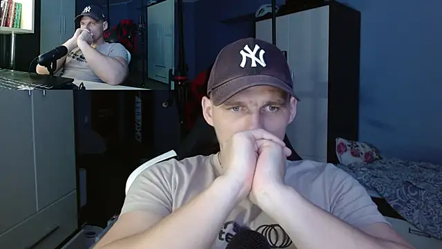 PoliglotJoe online show from October 4, 2025, 12:50 pm