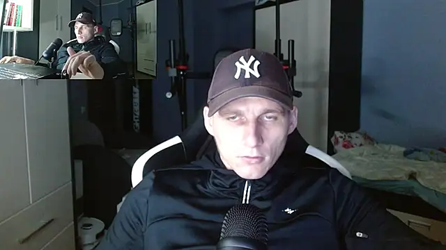 PoliglotJoe online show from October 11, 2025, 12:33 am