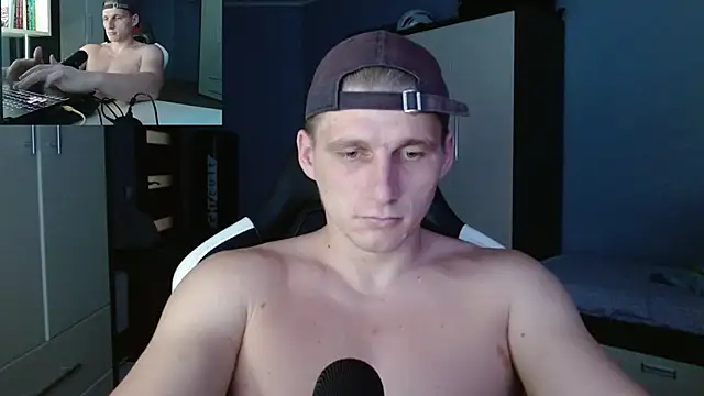 PoliglotJoe online show from October 21, 2025, 4:56 am