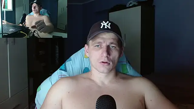 PoliglotJoe online show from October 26, 2025, 10:43 pm