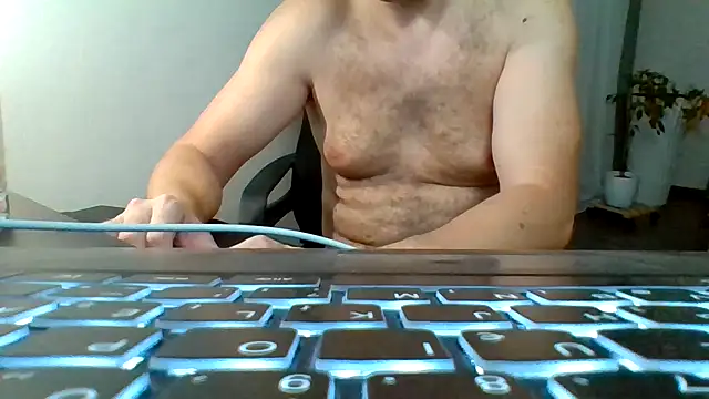 Snapshot of Horney_boy86 chatting on September 23, 2025, 10:28 pm Horney boy86 online show from September 23, 2025, 10:28 pm