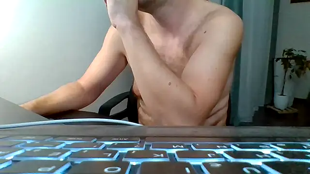 Snapshot of Horney_boy86 chatting on September 25, 2025, 10:05 pm Horney boy86 online show from September 25, 2025, 10:05 pm