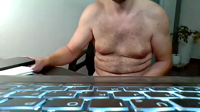 Snapshot of Horney_boy86 chatting on September 21, 2025, 10:15 pm Horney boy86 online show from September 21, 2025, 10:15 pm