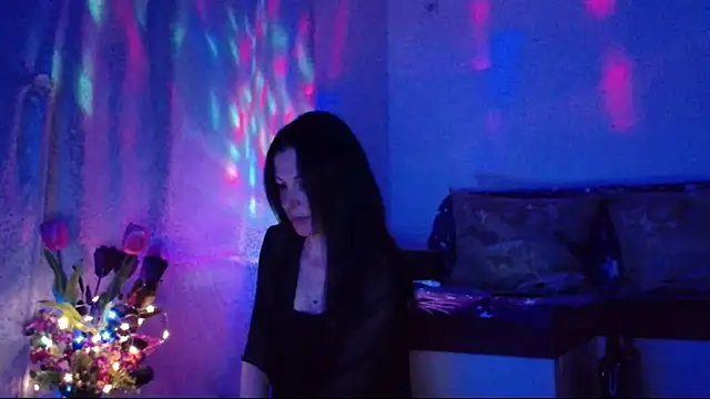 ElysaSun online show from March 10, 2025, 9:18 pm