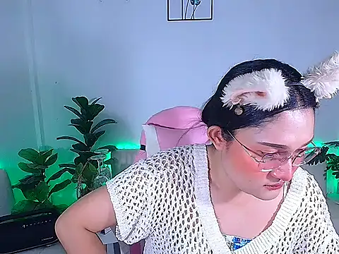 plysaithailand online show from October 8, 2025, 7:43 am