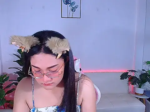 plysaithailand online show from September 21, 2025, 4:39 am