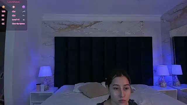 Snapshot of Abby_Sweet1_ chatting on November 20, 2025, 11:33 am Abby Sweet1 online show from November 20, 2025, 11:33 am