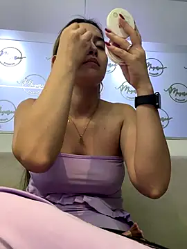 Snapshot of Abby_Sweet1_ chatting on December 14, 2025, 10:10 am Abby Sweet1 online show from December 14, 2025, 10:10 am