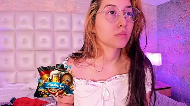 Abby Sweet1  online show from October 1, 2025, 11:36 am