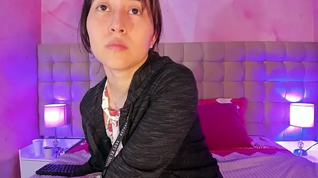 Snapshot of Abby_Sweet1_ chatting on January 8, 2026, 12:00 pm Abby Sweet1 online show from January 8, 2026, 12:00 pm