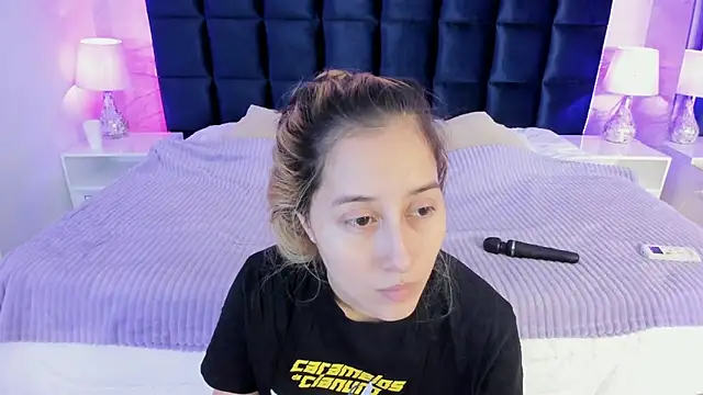 Snapshot of Abby_Sweet1_ chatting on November 10, 2025, 11:37 am Abby Sweet1 online show from November 10, 2025, 11:37 am