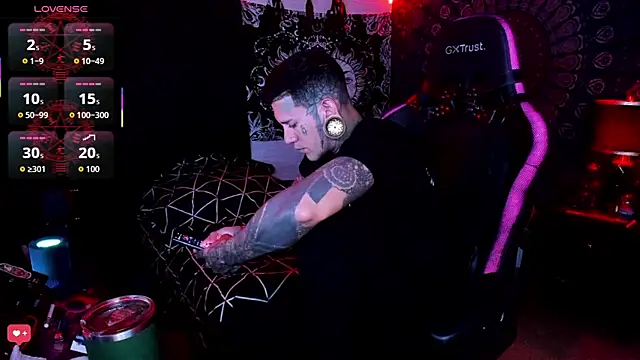 josh  ackerman online show from September 29, 2025, 11:32 pm