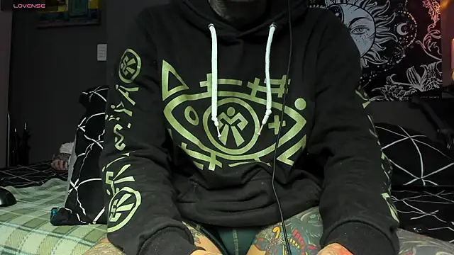 josh  ackerman online show from April 15, 2026, 7:36 am