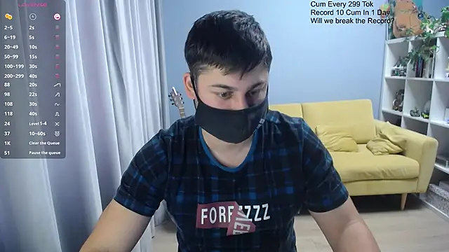 Snapshot of Tomguys chatting on February 22, 2026, 12:07 pm Tomguys online show from February 22, 2026, 12:07 pm