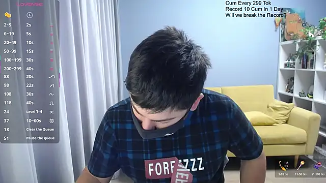 Snapshot of Tomguys chatting on February 24, 2026, 7:09 am Tomguys online show from February 24, 2026, 7:09 am