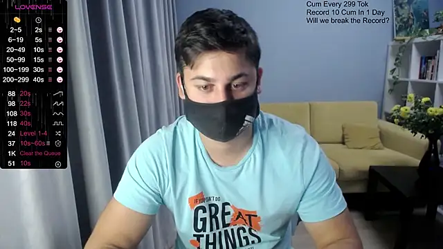 Snapshot of Tomguys chatting on October 25, 2025, 8:09 pm Tomguys online show from October 25, 2025, 8:09 pm