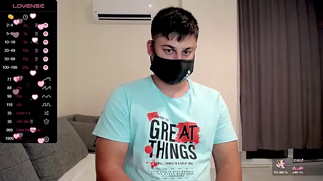 Snapshot of Tomguys chatting on September 20, 2025, 5:51 pm Tomguys online show from September 20, 2025, 5:51 pm