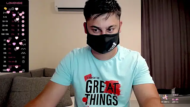 Snapshot of Tomguys chatting on September 22, 2025, 6:36 pm Tomguys online show from September 22, 2025, 6:36 pm