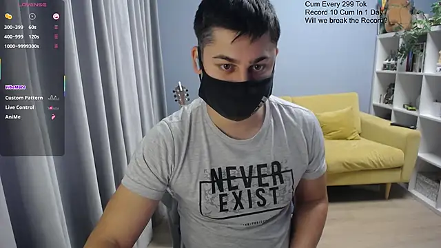 Snapshot of Tomguys chatting on February 2, 2026, 7:40 am Tomguys online show from February 2, 2026, 7:40 am