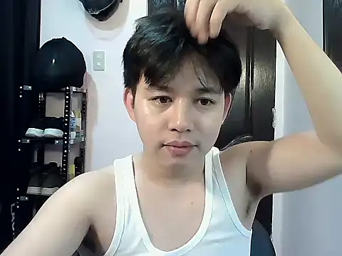 alfonsoasiancutie online show from January 14, 2026, 12:53 pm