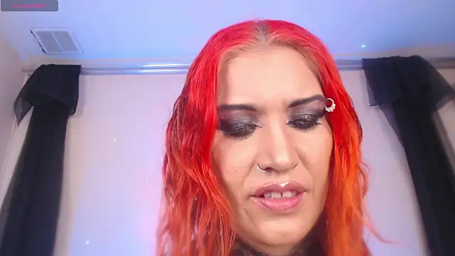 Agatha Tenebris online show from February 3, 2025, 3:17 pm
