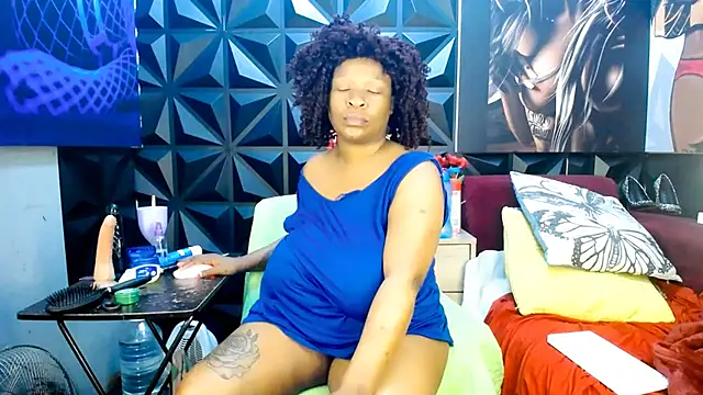 Ebonyfancyface online show from November 15, 2025, 9:57 am