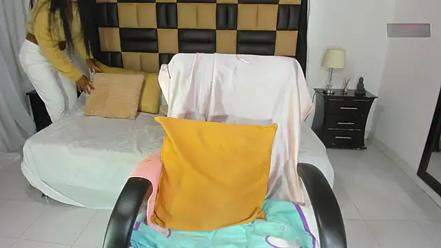 Snapshot of BarbieKano chatting on September 30, 2025, 11:44 pm BarbieKano online show from September 30, 2025, 11:44 pm