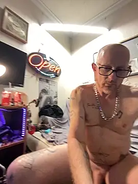 WhiteChocalate 69 online show from March 22, 2025, 2:14 pm