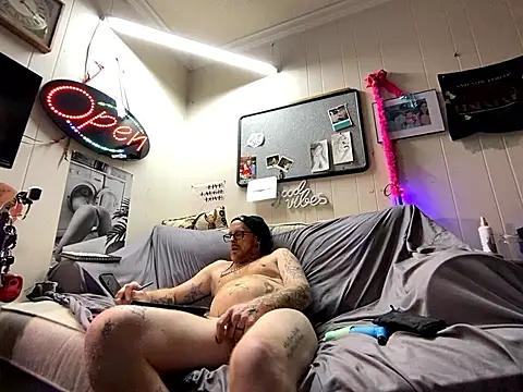 WhiteChocalate 69 online show from March 22, 2025, 5:20 pm