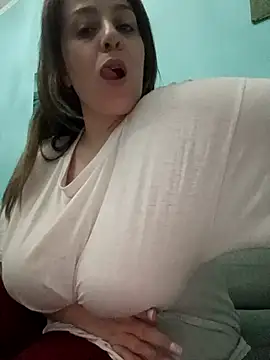 Snapshot of Emma96_hot chatting on September 25, 2025, 7:42 pm Emma96 hot online show from September 25, 2025, 7:42 pm