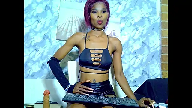MissParis26 online show from March 2, 2025, 8:46 pm
