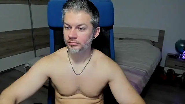 RobbyShawz online show from February 3, 2025, 10:03 am
