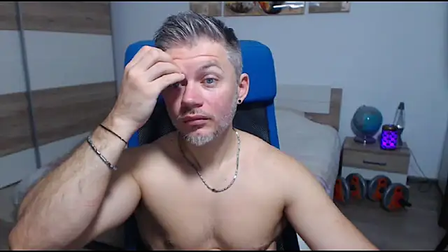 Snapshot of RobbyShawz chatting on September 21, 2025, 5:01 am RobbyShawz online show from September 21, 2025, 5:01 am