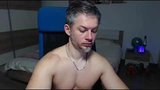 RobbyShawz online show from February 14, 2025, 9:10 pm
