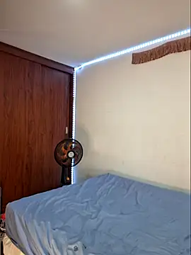 Natashariley1 online show from December 29, 2024, 5:22 pm